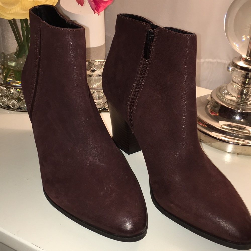 New Franco Sarto Burgundy Ankle Boots